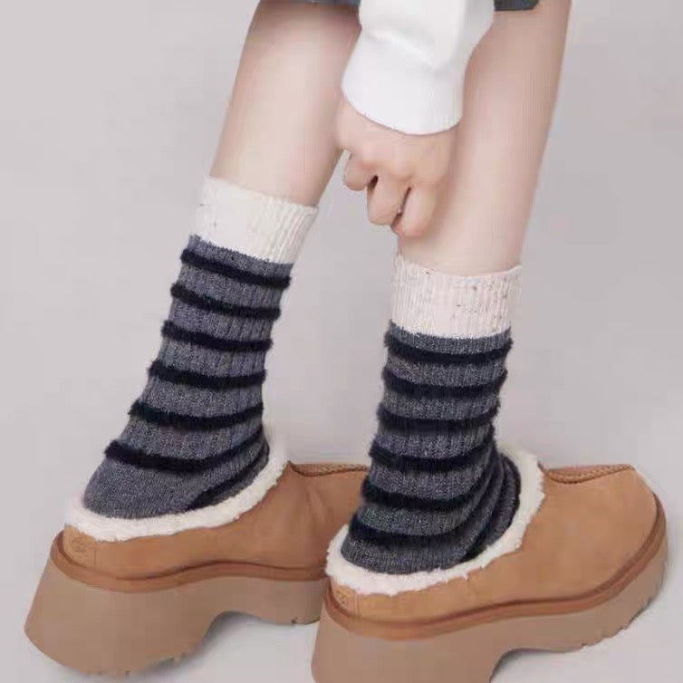 Cozy Flecked Ribbed Crew Socks with Contrast Heel & Toe